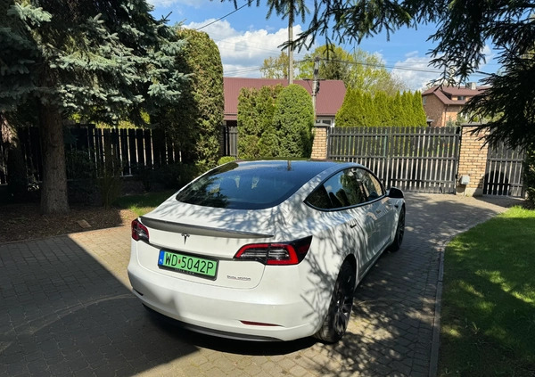 Tesla Model 3 cena 180000 przebieg: 29500, rok produkcji 2022 z Zielonka małe 277